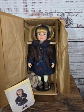 Vintage Boyds Collection Doll Danielle 14" Porcelain #4828